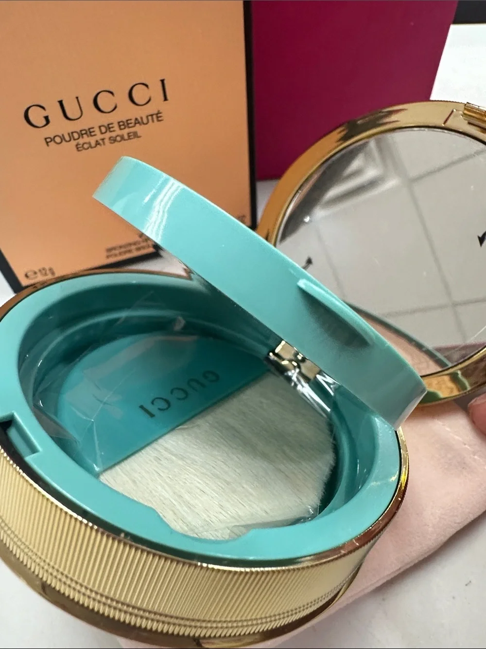 Gucci Poudre de Beauté Éclat Soleil Compact Bronzer - Tan & Gold